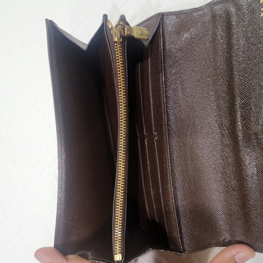 Louis Vuitton Damier Ebene Canvas Sarah Long Wallet - Picture 7 of 10